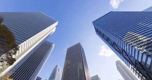 Le CSE dans les entreprises de plus de 300 salariés : commissions, droits renforcés et ce que les élus doivent maîtriser